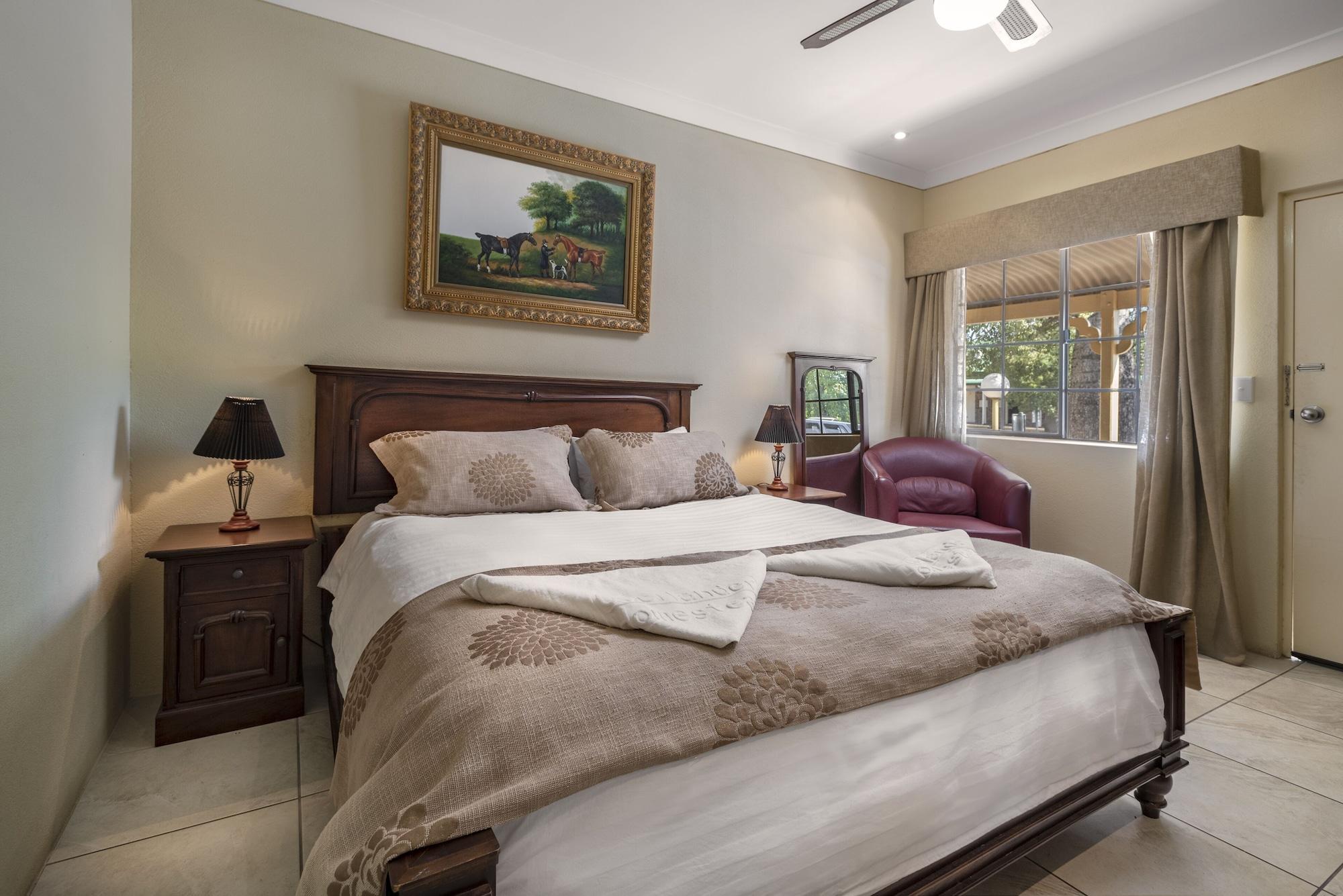 Overlander Homestead Motel Roma Bagian luar foto