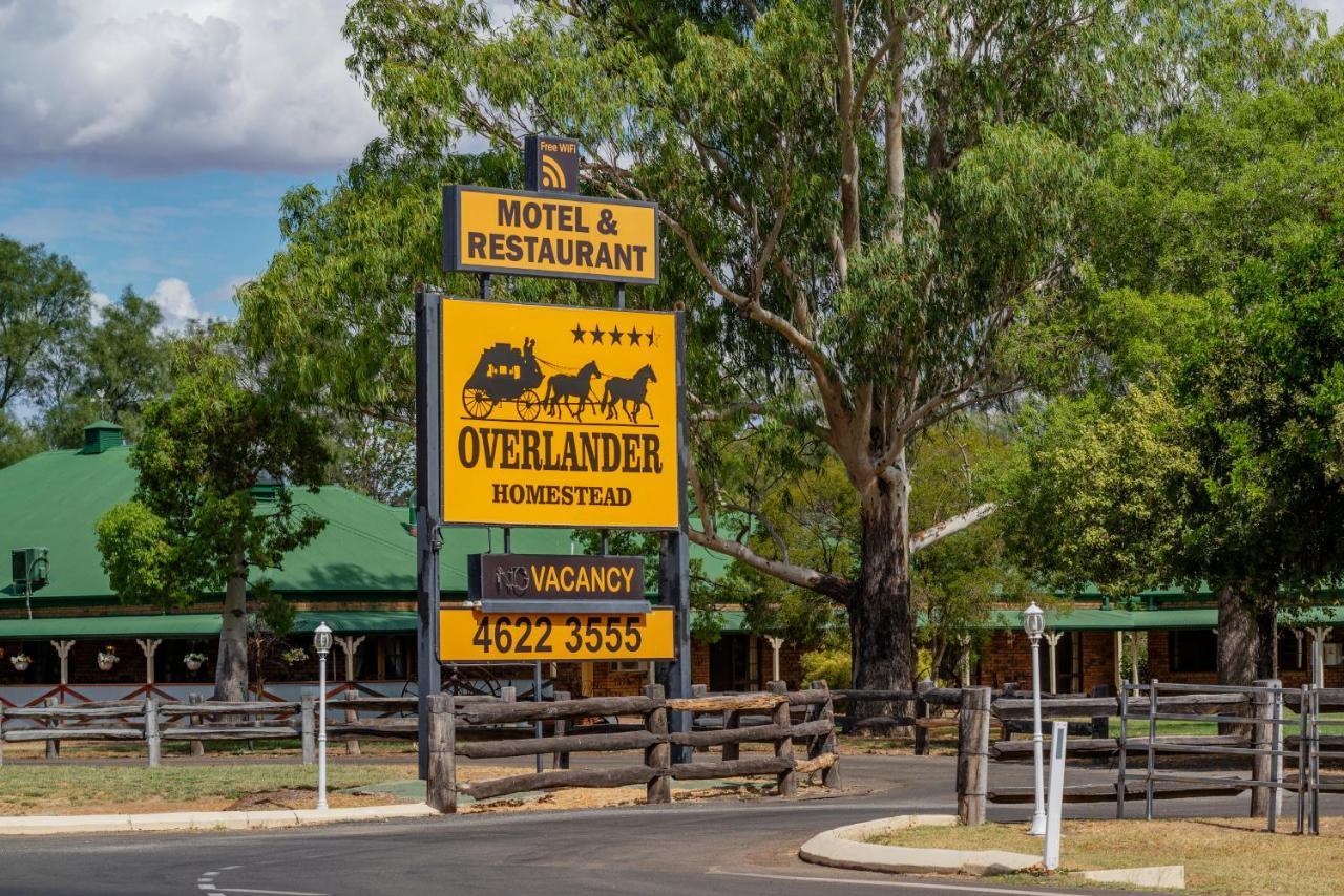Overlander Homestead Motel Roma Bagian luar foto